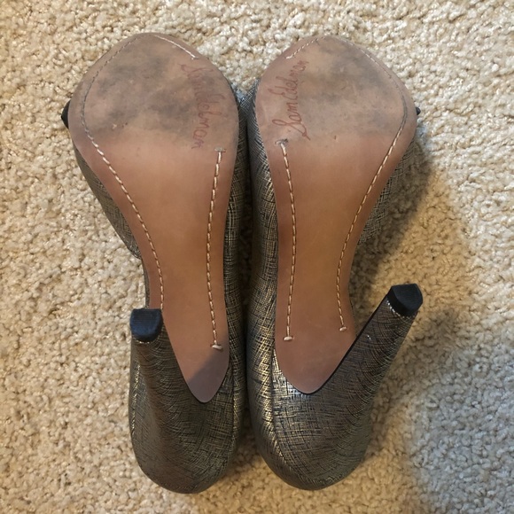 Sam Edelman Spiked Bow Heels - Size 8.5 - Picture 6 of 6